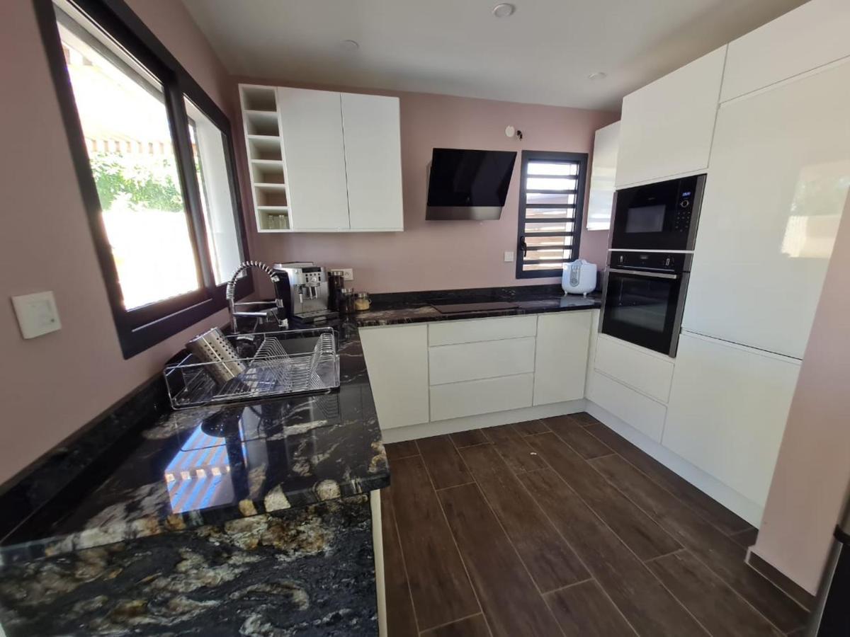 Villa Jasmin Standing Piscine Chauffee 4 Ch 9 Pers Baie-Mahault Eksteriør bilde